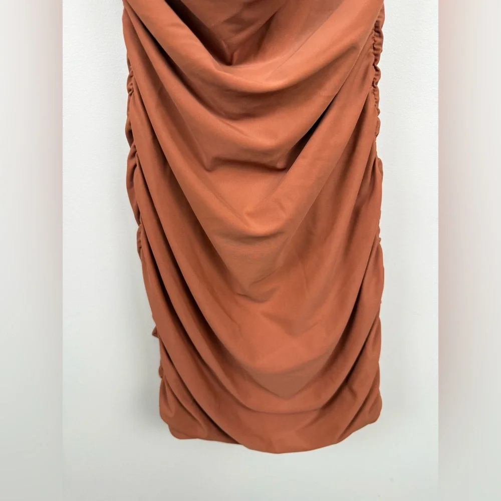 Elegant Rust Bodycon Dress - Picture 9 of 9